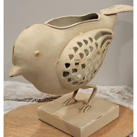 Bird Shaped Metal Luminary - Picture 5 of 9